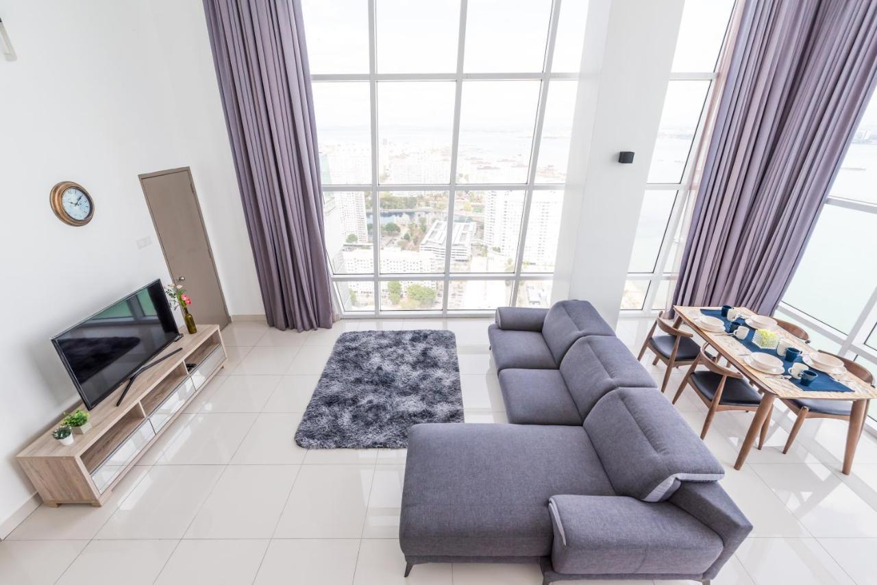Maritime Penthouse Suite By The Sea George Town Eksteriør bilde