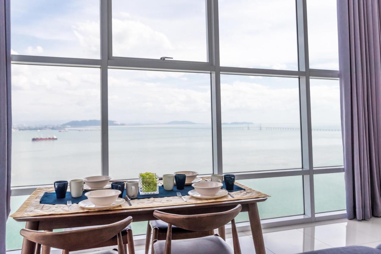 Maritime Penthouse Suite By The Sea George Town Eksteriør bilde